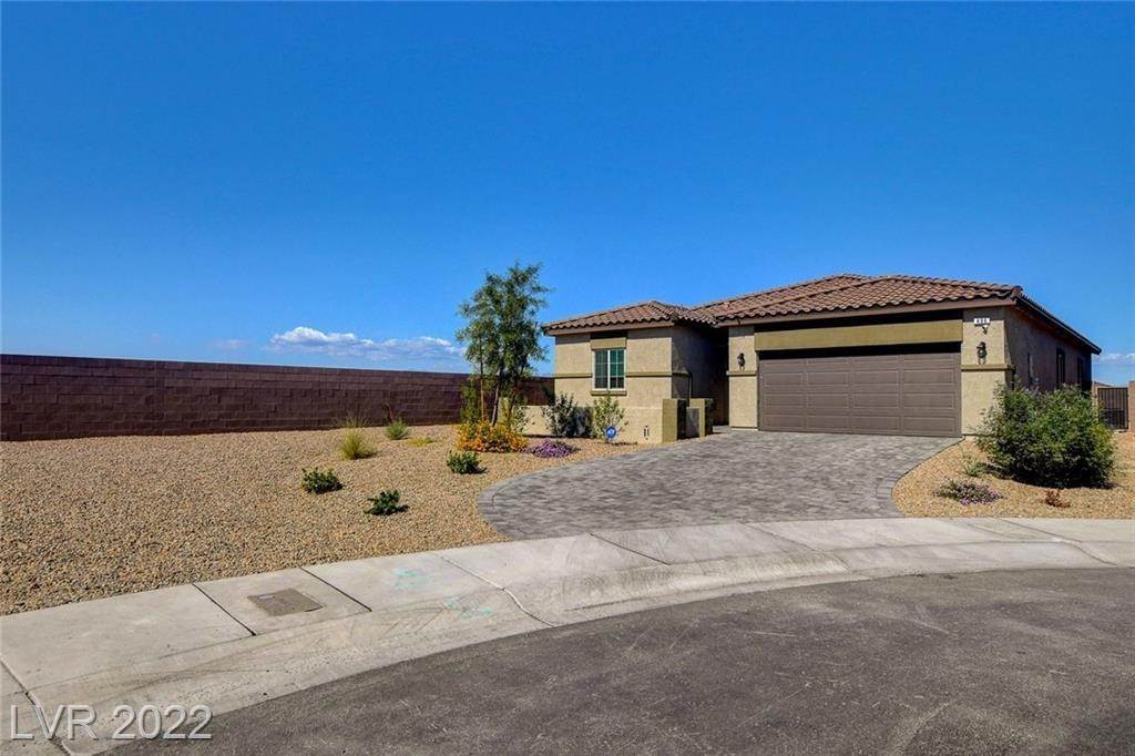 3. Single Family for Sale at NV 89044