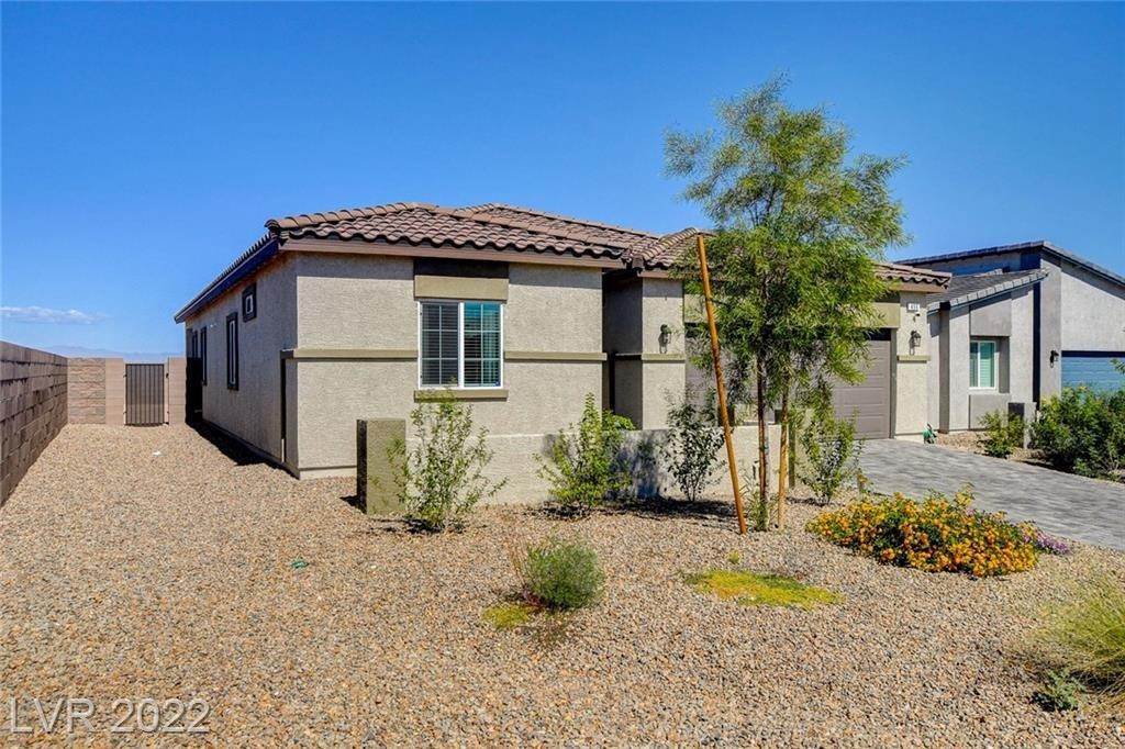 5. Single Family for Sale at NV 89044