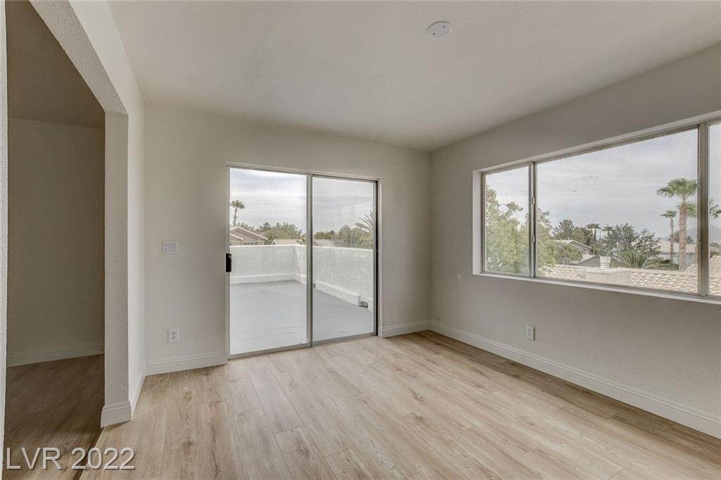 35. Single Family for Sale at NV 89012