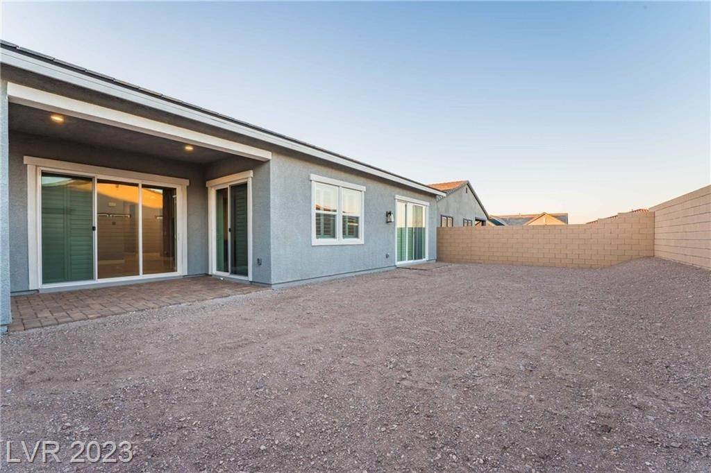 37. Single Family for Sale at NV 89011