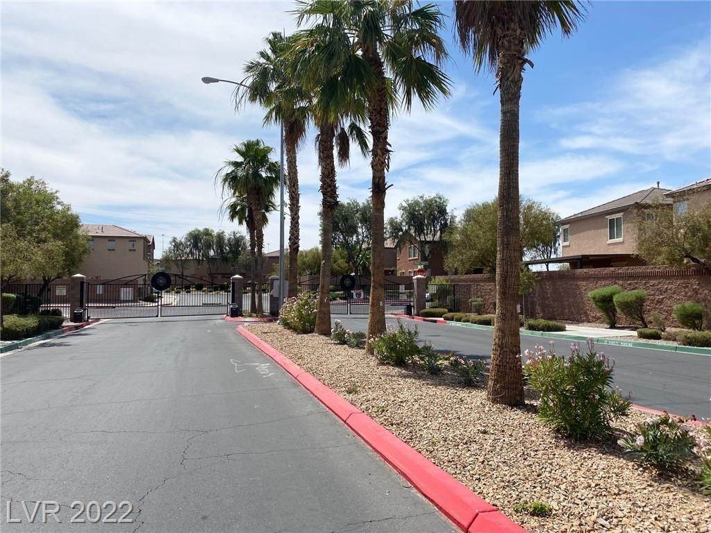 15. Single Family for Sale at NV 89011