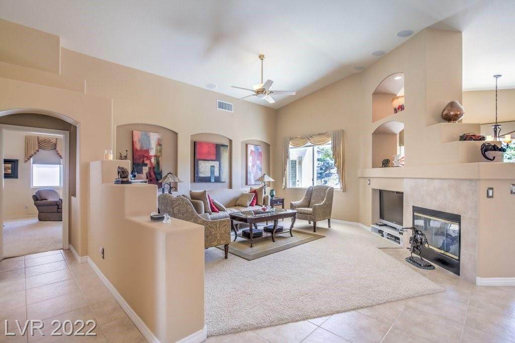10. Single Family for Sale at NV 89052