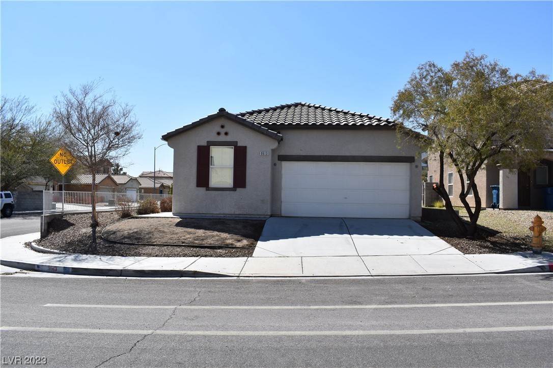 Single Family for Sale at Lone Mountain, NV 89129