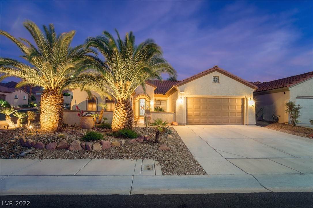 6. Single Family for Sale at NV 89044