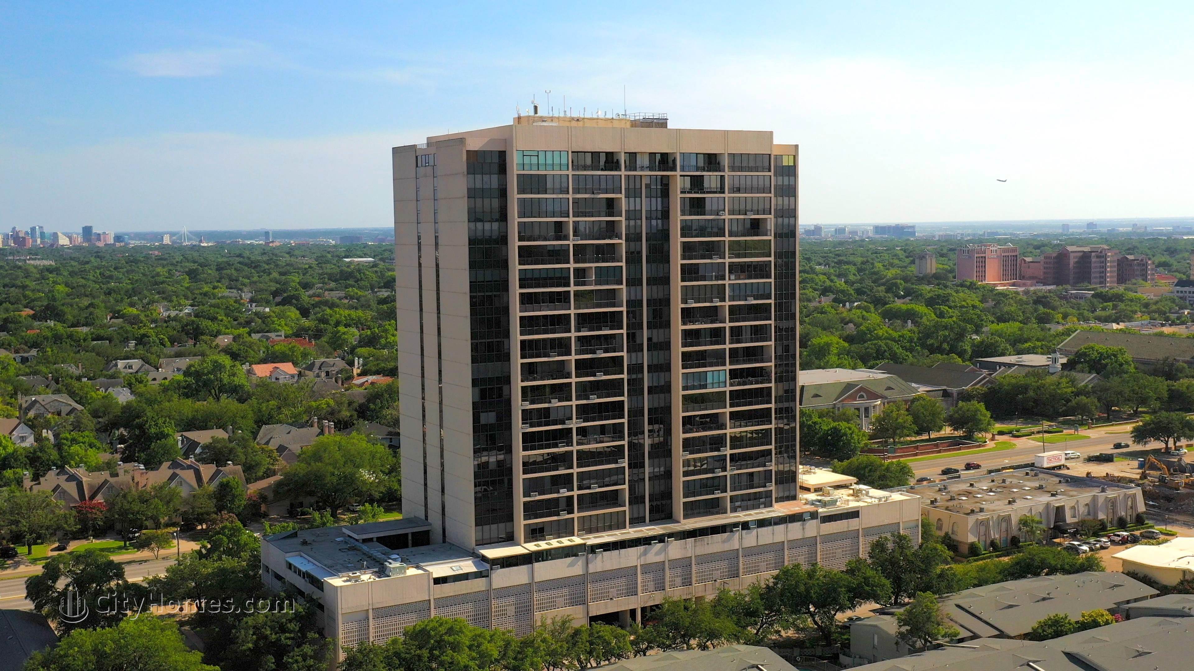 3. Athena Condominiums здание в 6335 W Northwest Hwy, Preston Hollow, Dallas, TX 75225
