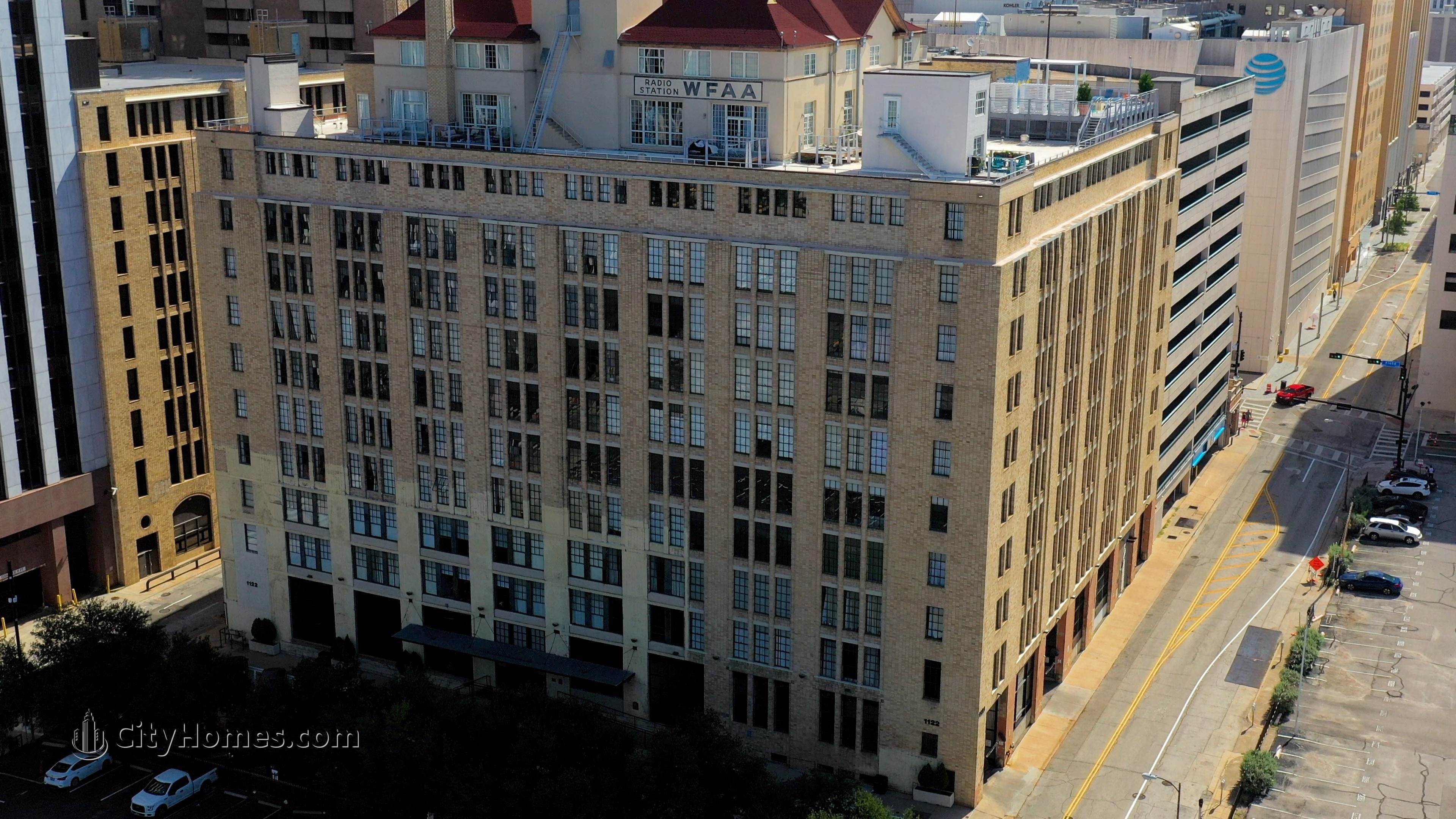 SoCo Urban Lofts gebouw op 1122 Jackson St, Downtown Dallas, Dallas, TX 75202