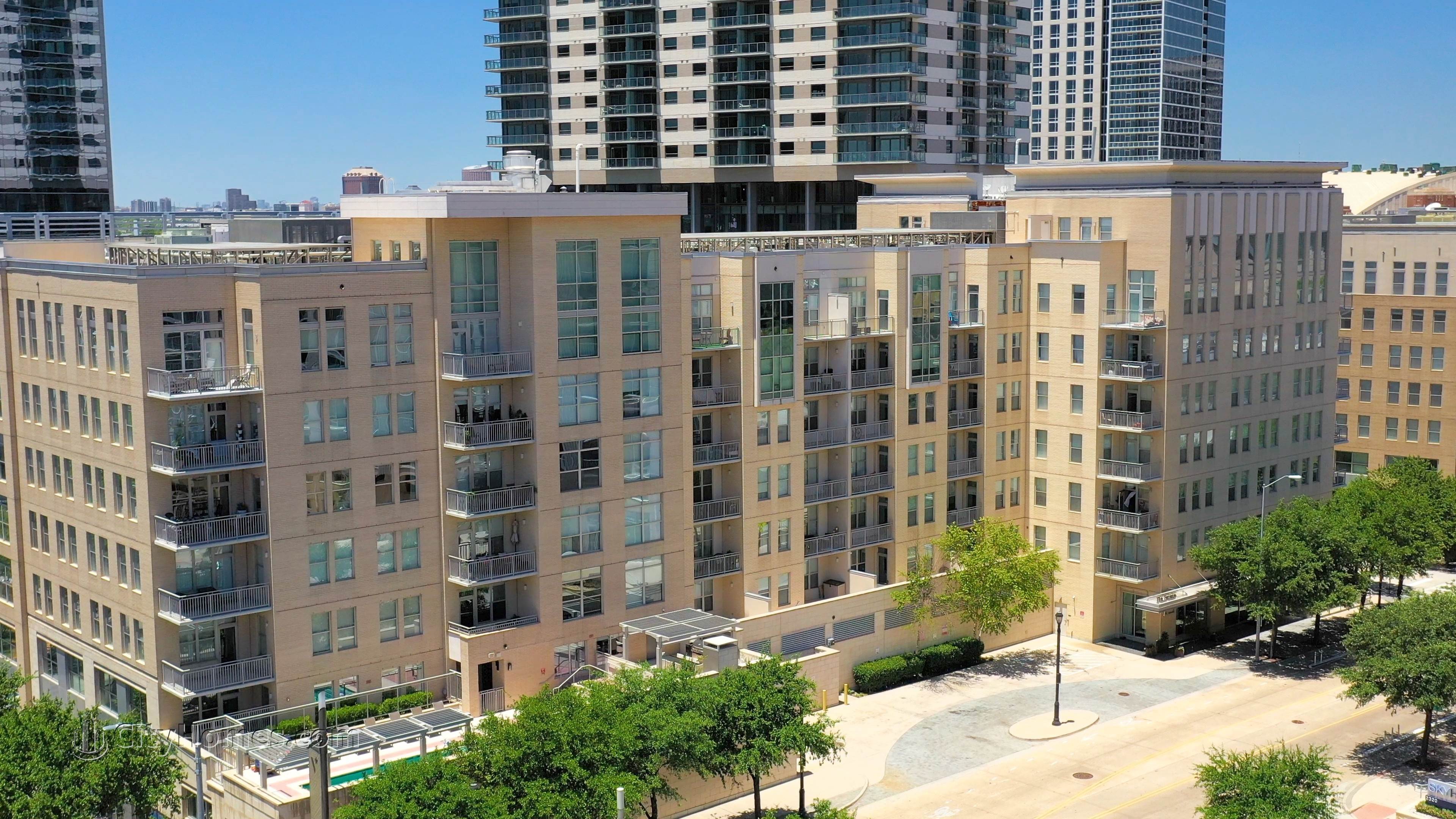 2. Terrace Condominiums prédio em 2323 N Houston St, Victory Park, Dallas, TX 75219
