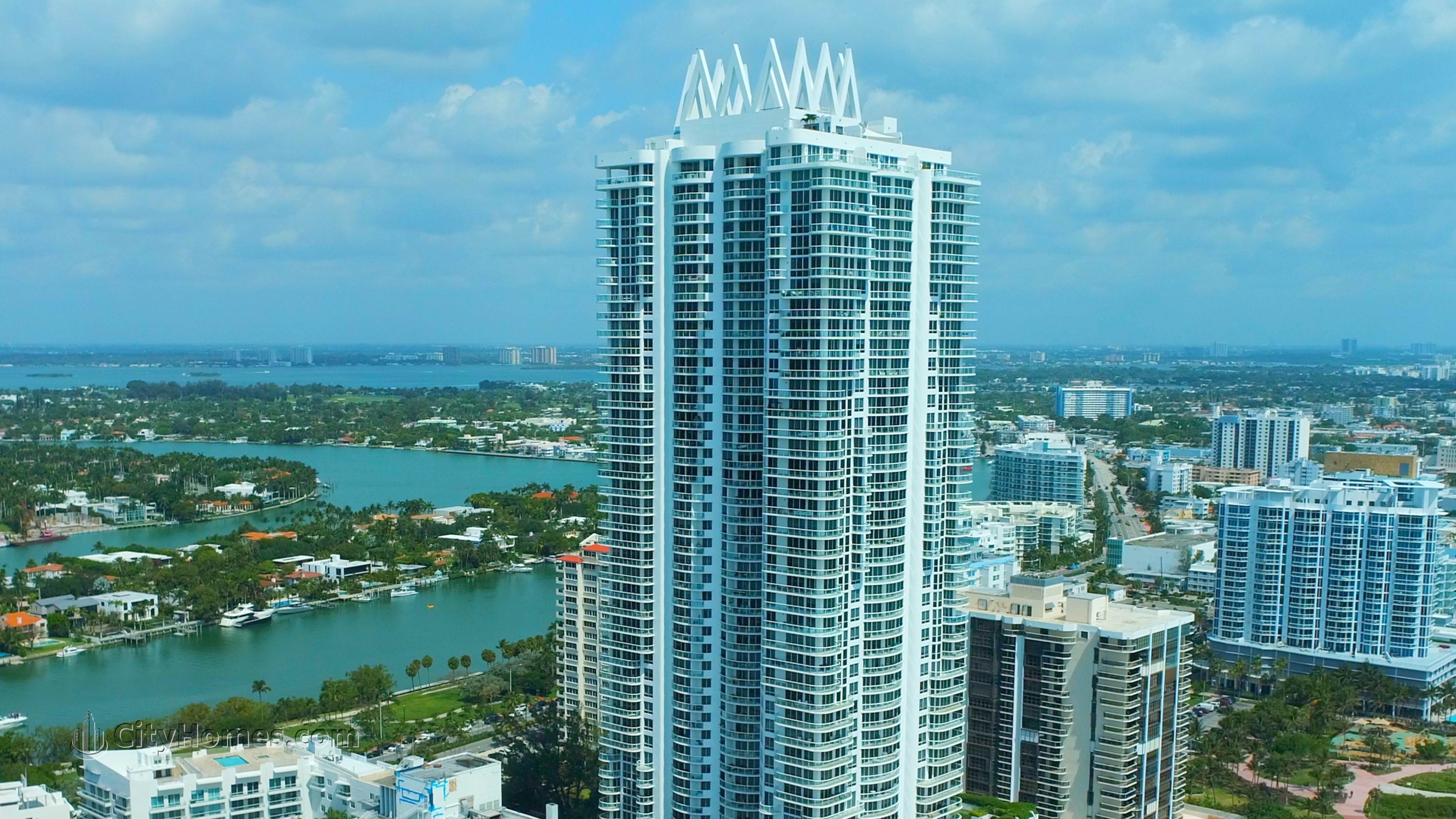 4. AKOYA  xây dựng tại 6365 Collins Avenue, North Beach, Miami Beach, FL 33141