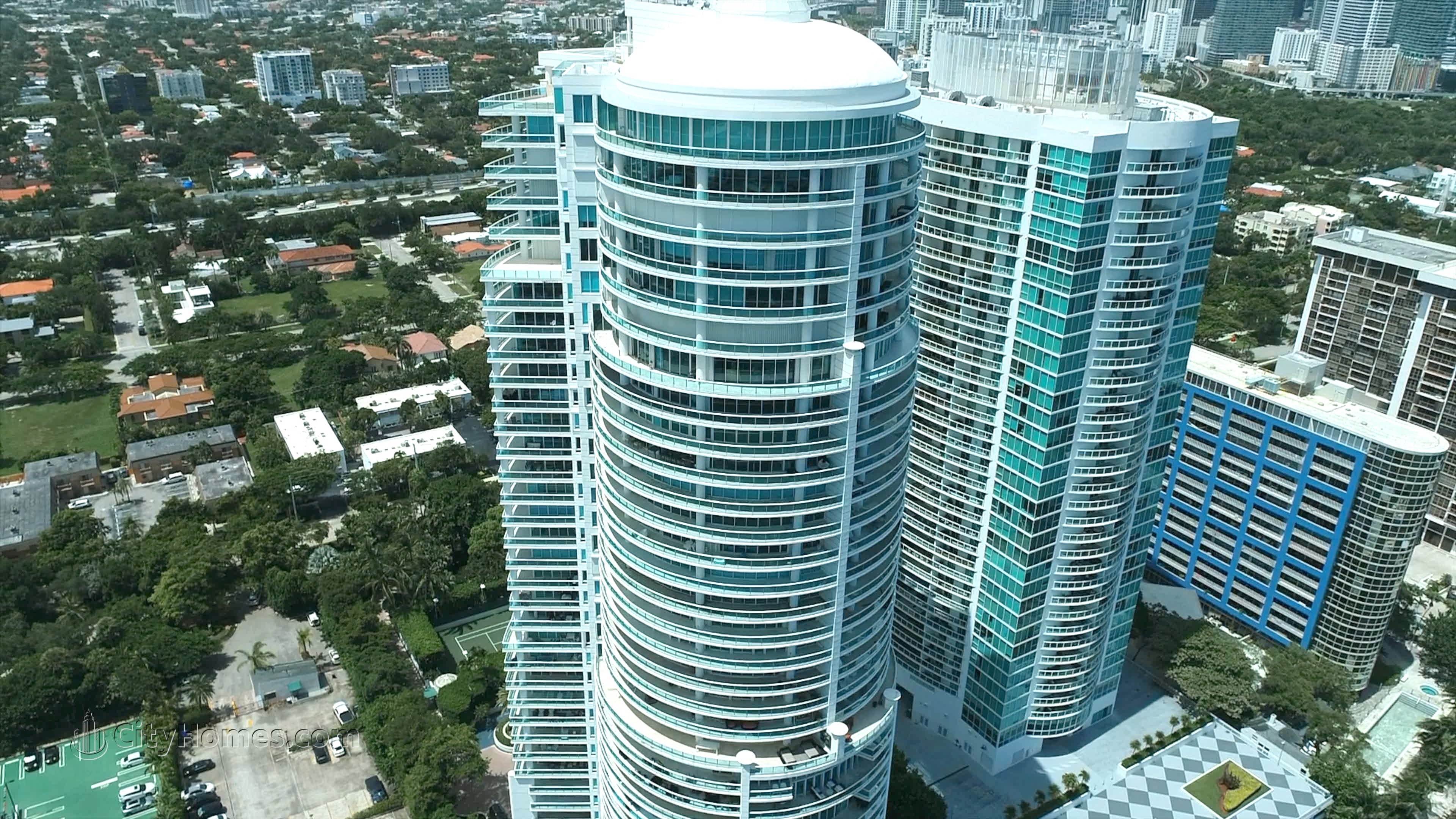 6. Bristol Tower Brickell здание в 2127 Brickell Avenue, Brickell, Miami, FL 33129