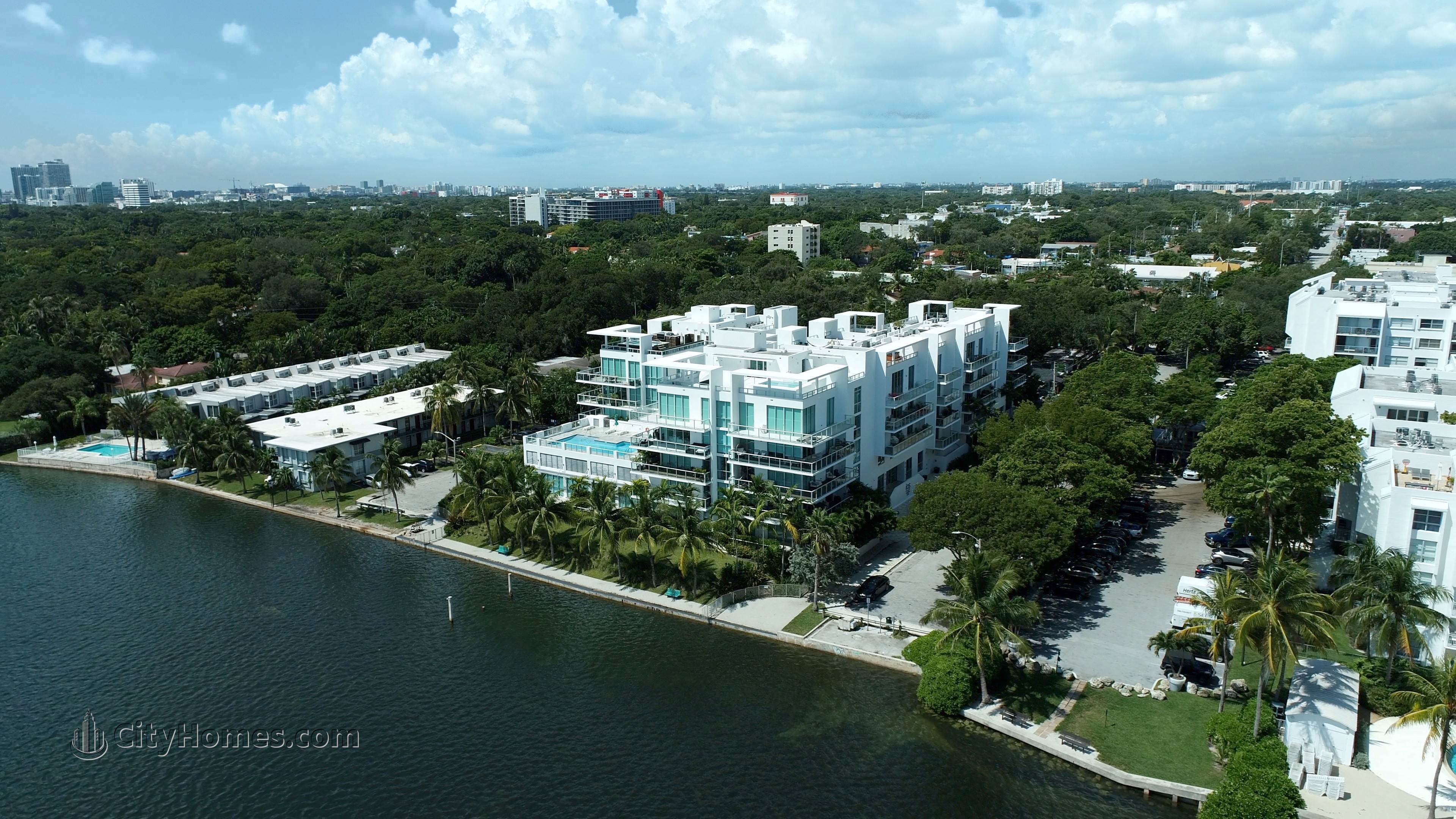 Ios On The Bay byggnad vid 720 NE 62nd Street, Miami, FL 33137