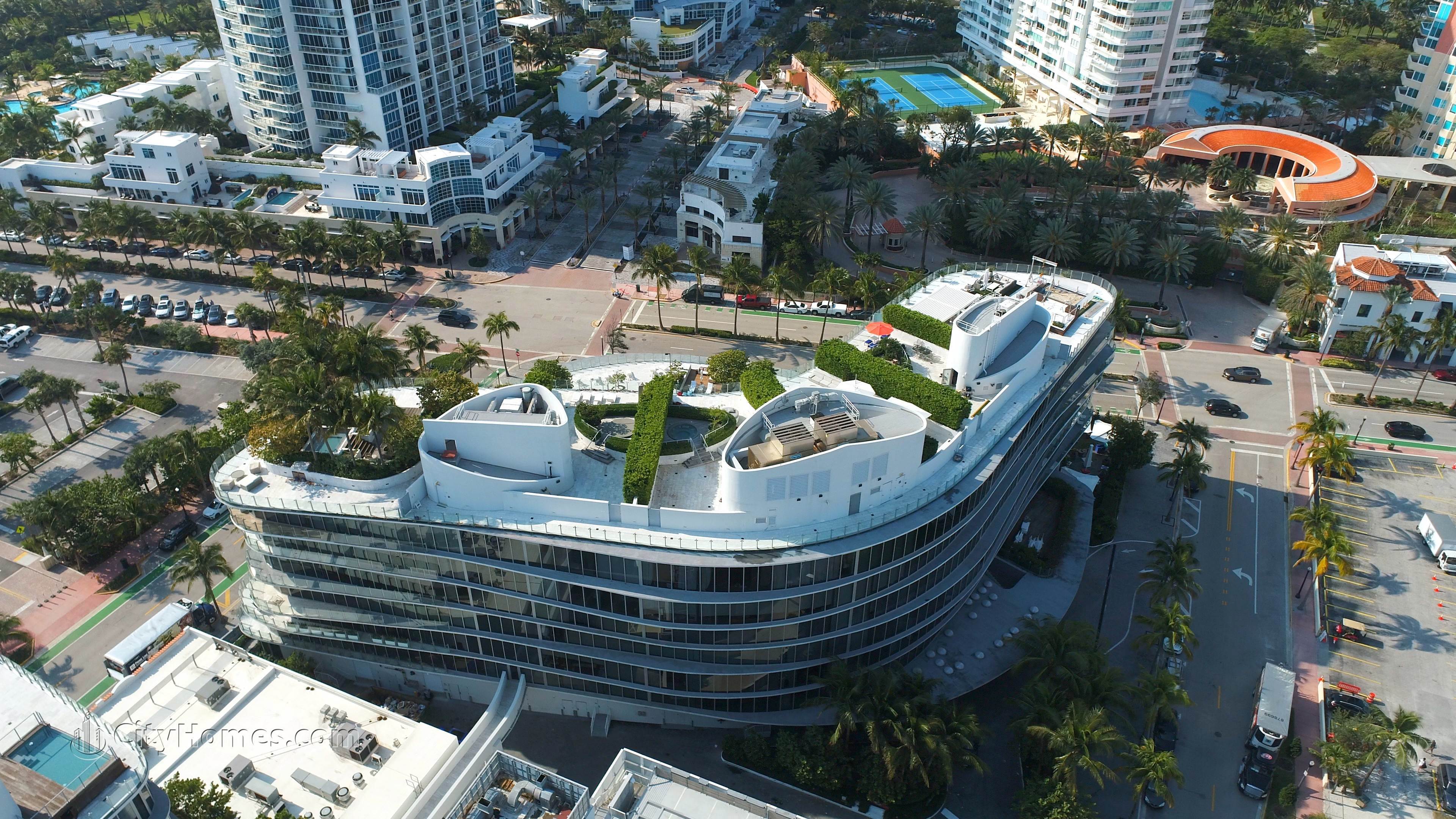 2. ONE OCEAN SOUTH BEACH xây dựng tại 1 Collins Avenue, South of Fifth, Miami Beach, FL 33139