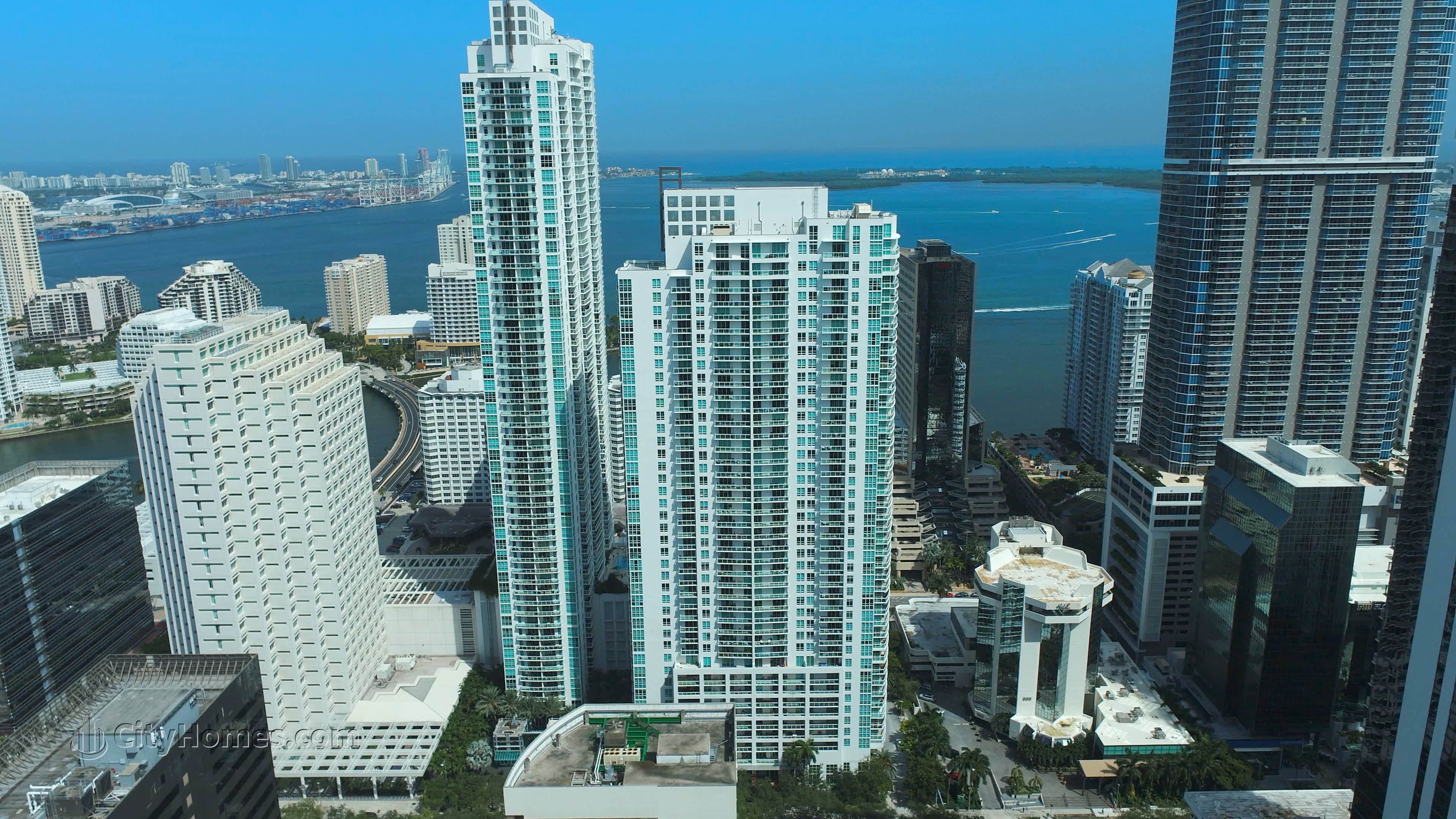 2. Plaza on Brickell - 950 Tower prédio em 950 Brickell Bay Drive Avenue, Miami, FL 33131