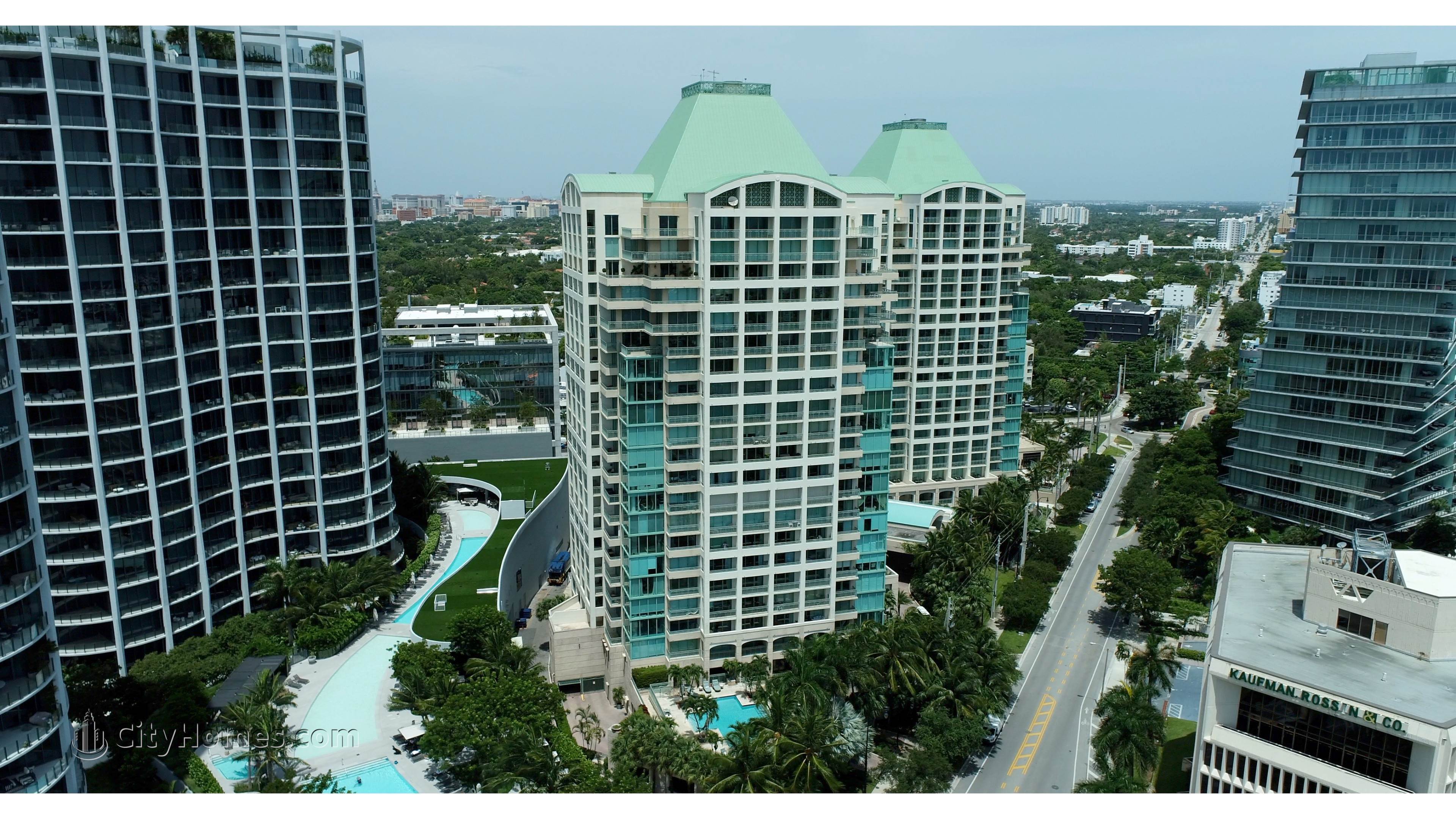 3. Ritz-Carlton Coconut Grove bâtiment à 3300 And 3350 SW 27th Avenue, Miami, FL 33133