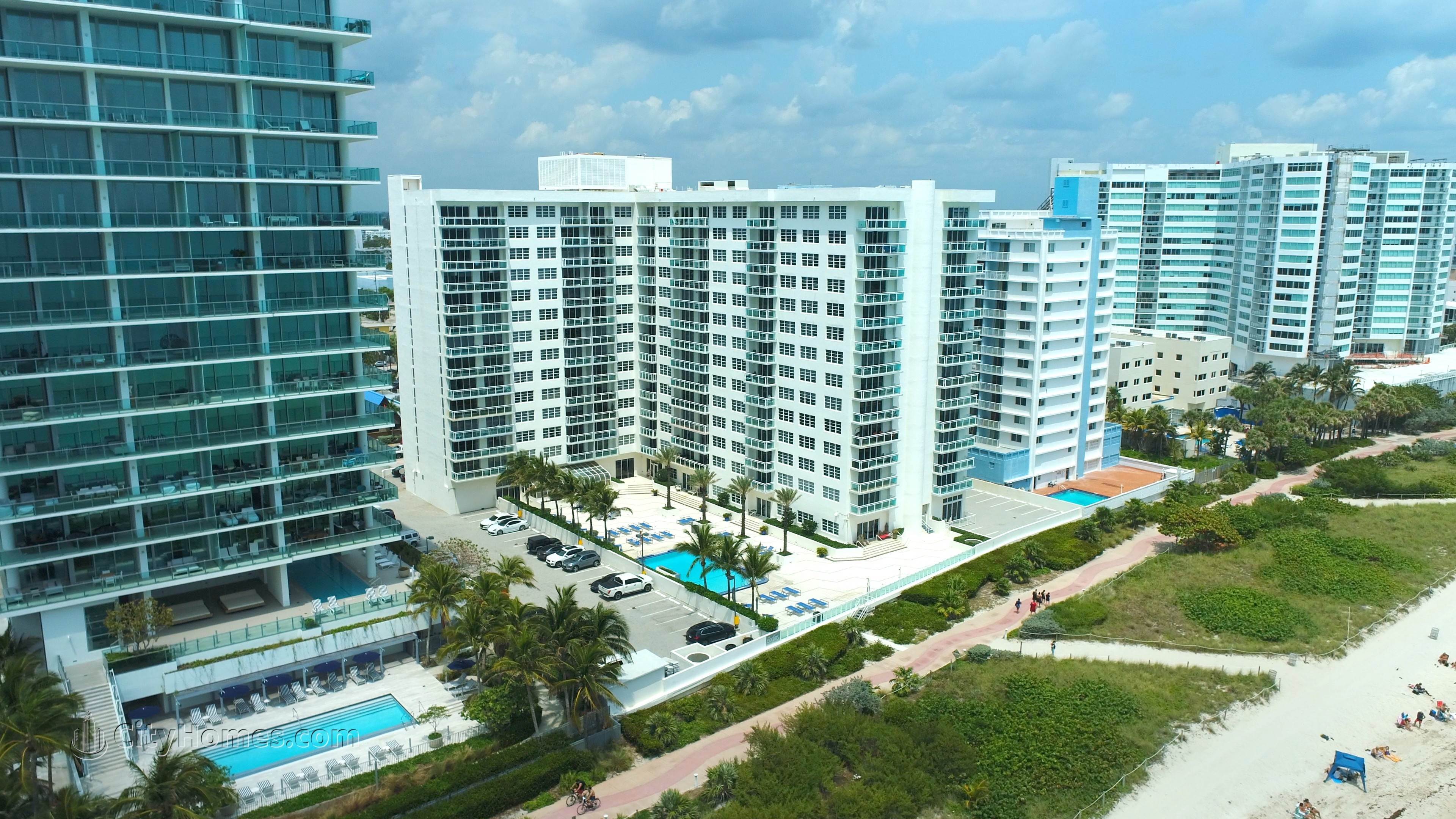 3. THE COLLINS bâtiment à 6917 Collins Avenue, Atlantic Heights, Miami Beach, FL 33141