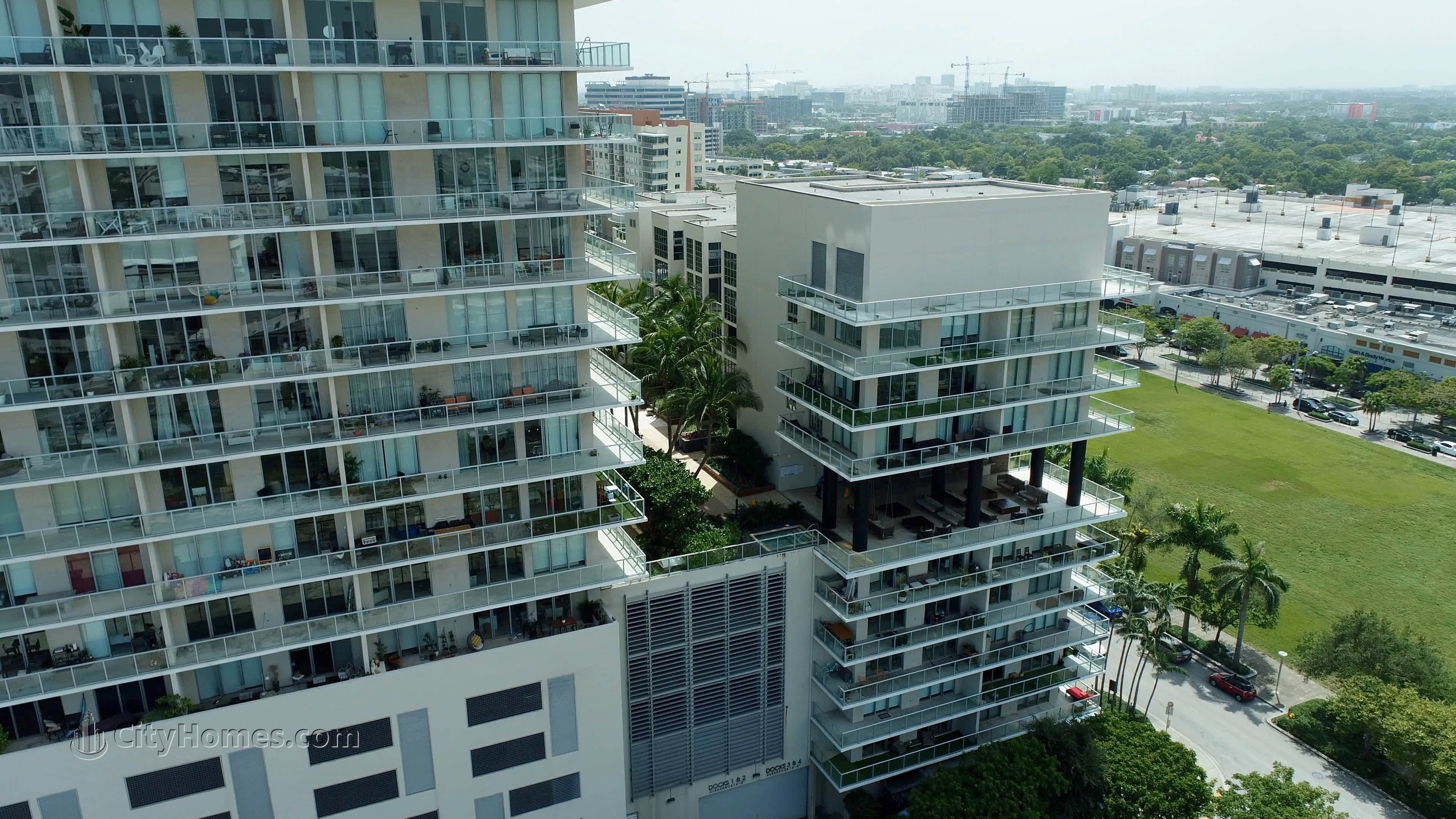 3. Two Midtown Midrise xây dựng tại 3451 NE 1st Avenue, Midtown Miami, Miami, FL 33137