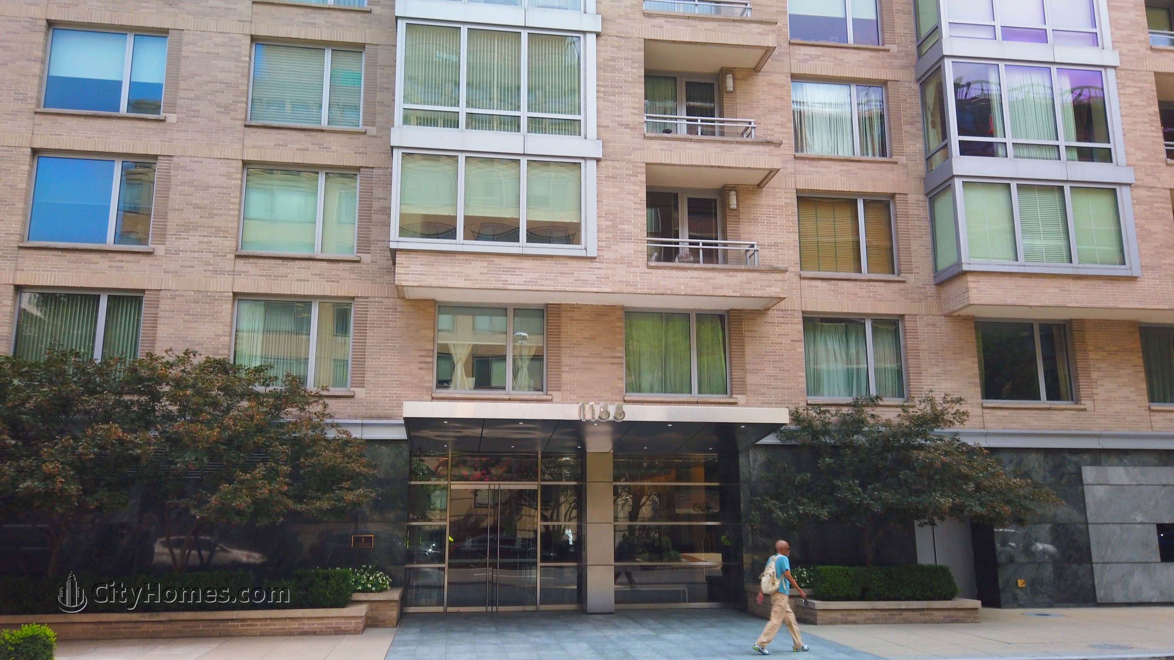 3. The Ritz-Carlton Washington gebouw op 1111 & 1155 23rd Street NW, West End, Washington, DC 20037