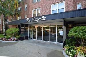 The Majestic prédio em 110-20 71st Avenue, Forest Hills, Queens, NY 11375