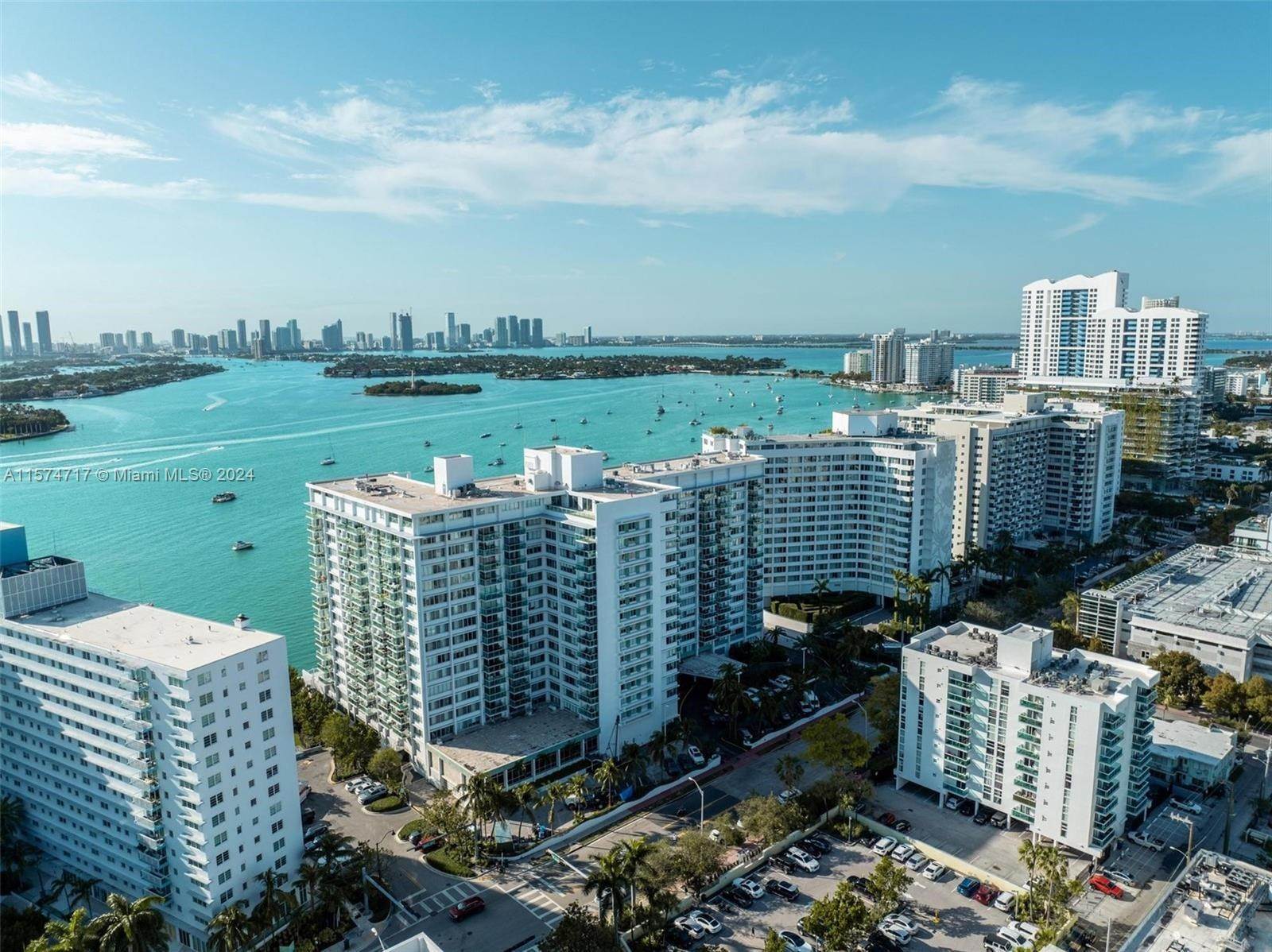 Andelslägenhet för Försäljning vid West Avenue, Miami Beach, FL 33139