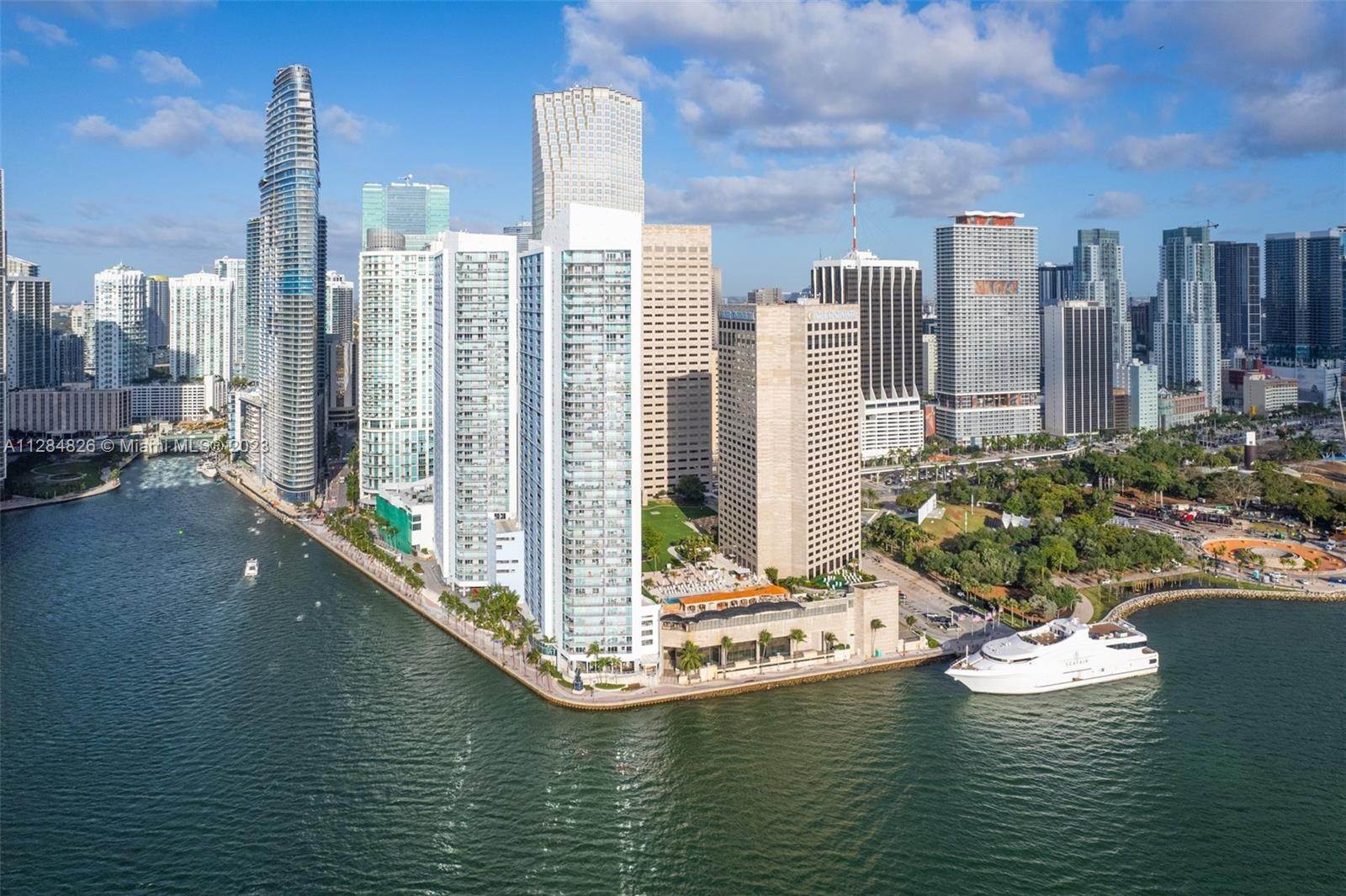 Condominium voor Verkoop op Downtown Miami, Miami, FL 33131