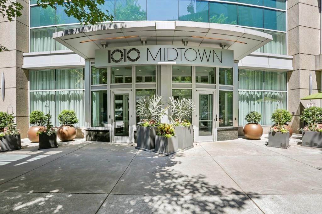 Condominium for Sale at Midtown Atlanta, Atlanta, GA 30309