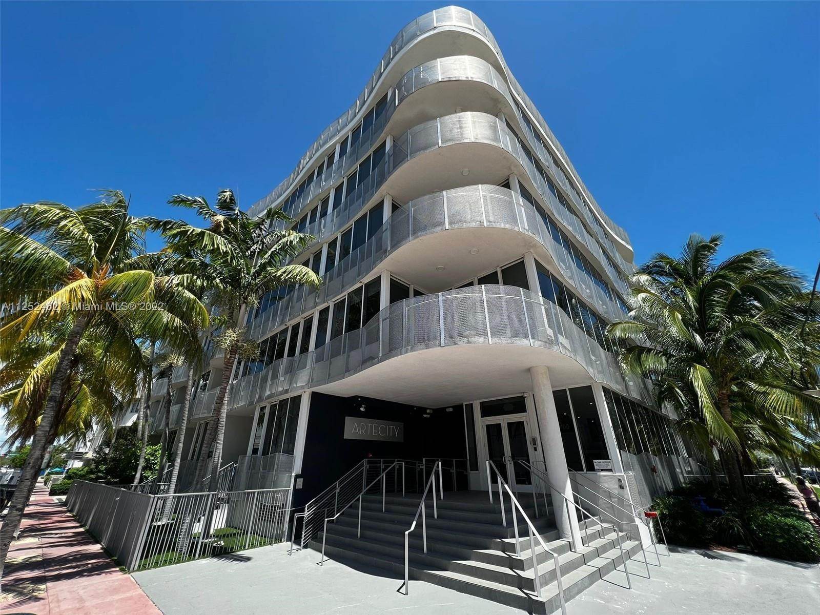 Condominio por un Venta en City Center, Miami Beach, FL 33139