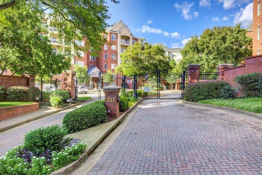 Condominium for Sale at Colonial Homes, Atlanta, GA 30309