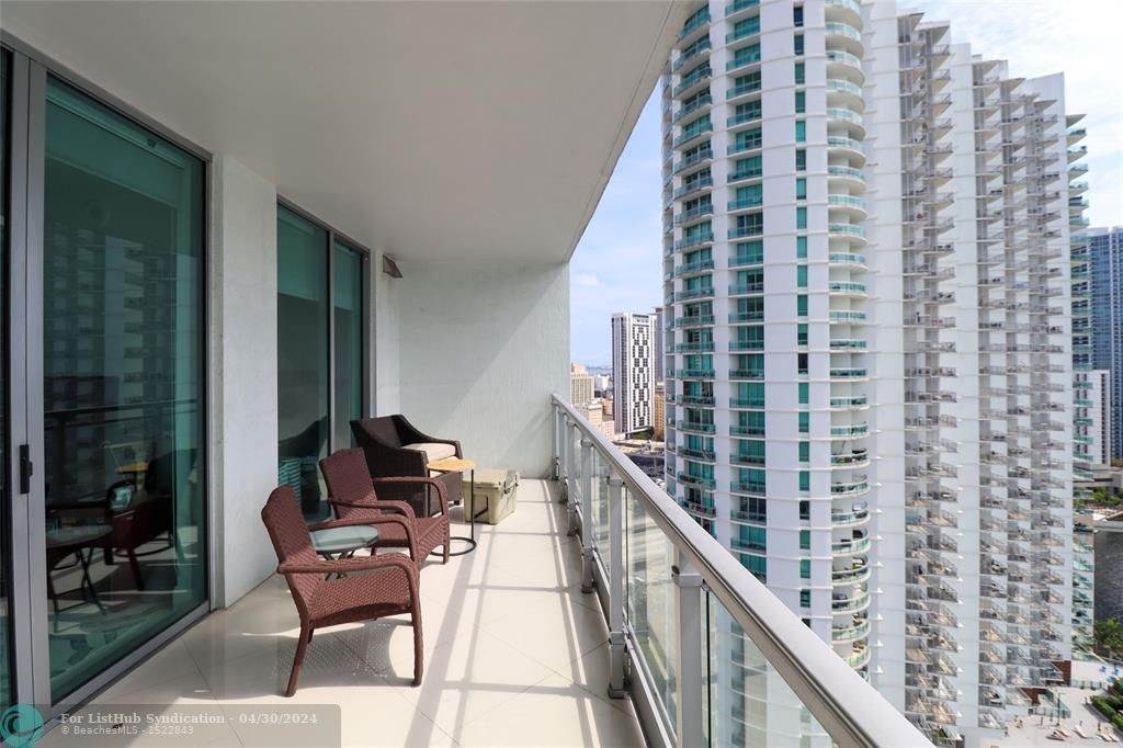 公寓 為 出售 在 Downtown Miami, Miami, FL 33130