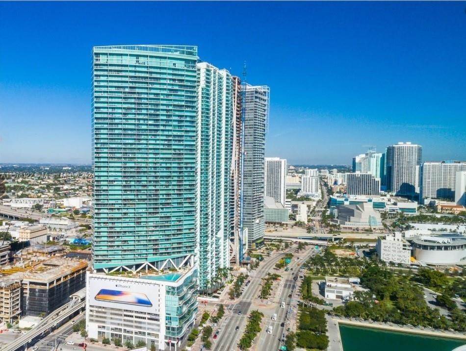 Condominio por un Venta en Miami, FL 33132