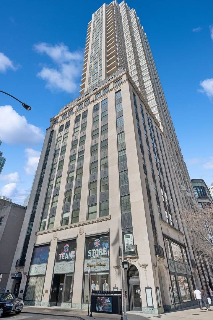 Single Family for Sale at Magnificent Mile, Chicago, IL 60611
