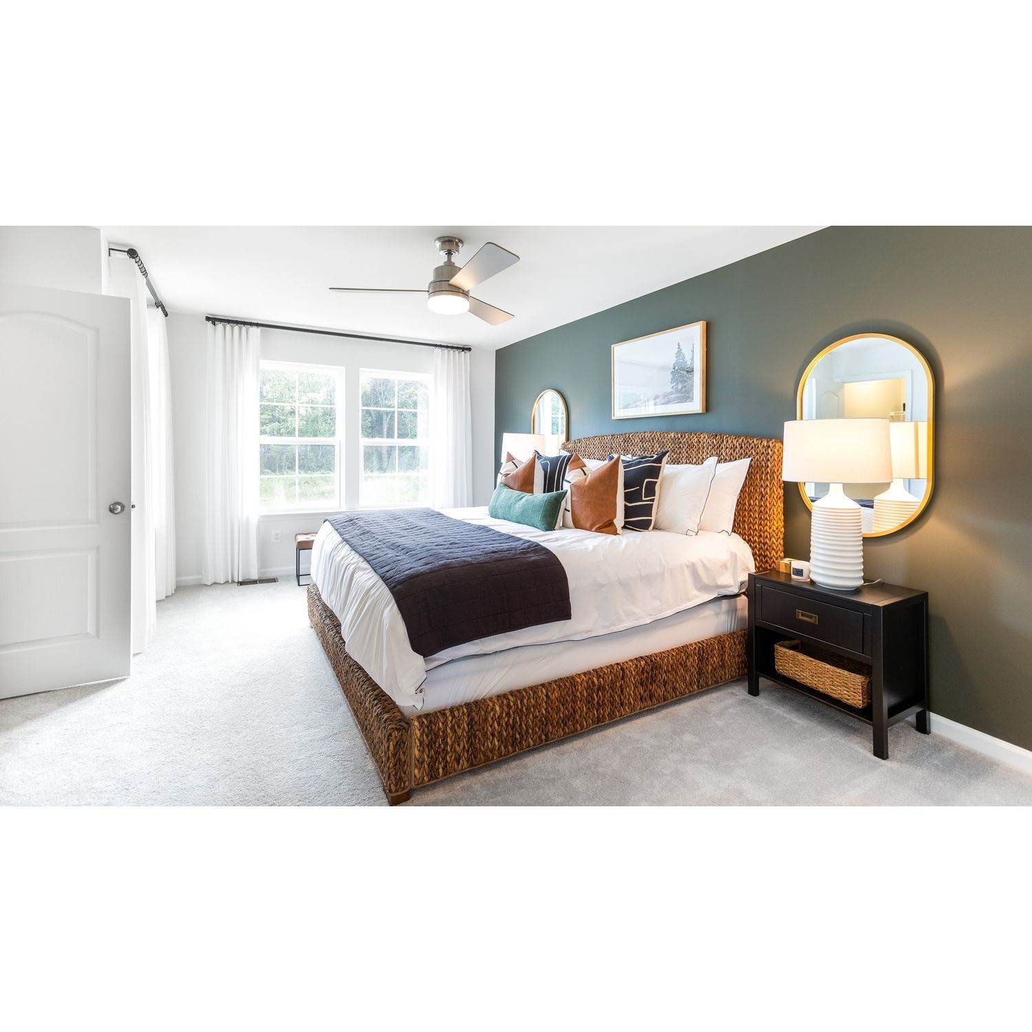 11. Whispering Pines Townhomes bâtiment à 16 Loblolly Drive, Bunker Hill, WV 25413