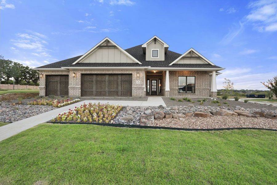 Mountain Valley building at 1232 Clubhouse Drive, Burleson, TX 76028