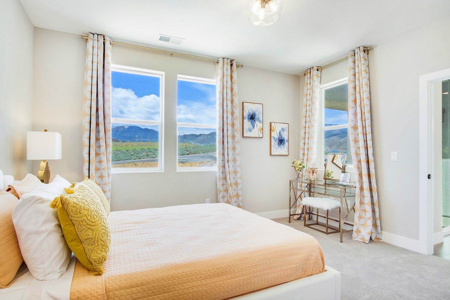 14. Village South at Valley Knolls xây dựng tại 299 Radiant Drive, Carson City, NV 89705