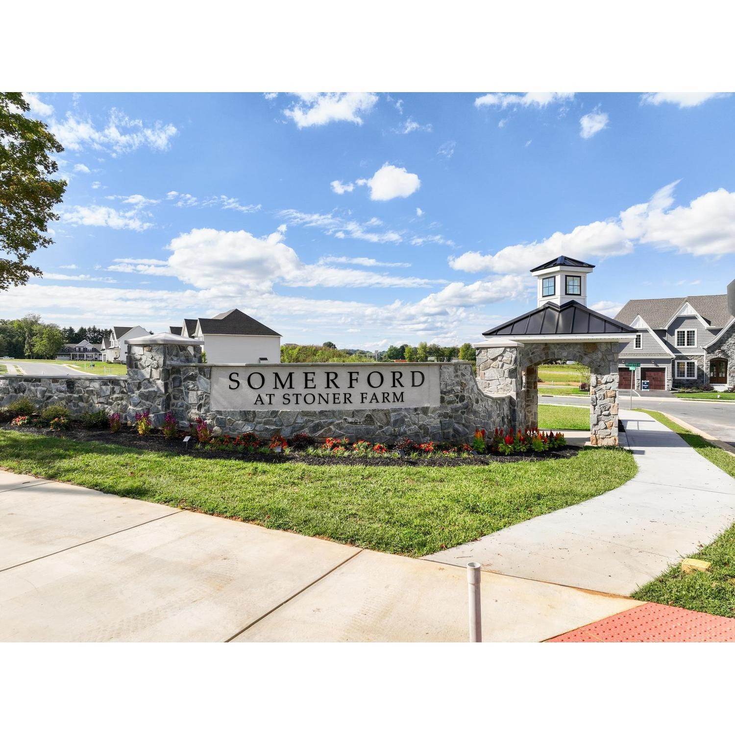 3. 1301 Eden Rd, Lancaster, PA 17601에 Somerford at Stoner Farm Carriage Homes 건물