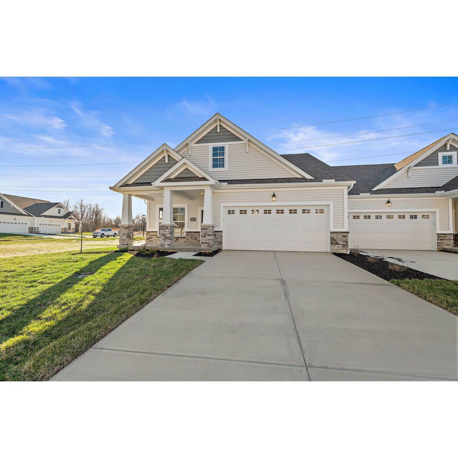 Single Family for Sale at Batavia, OH 45103
