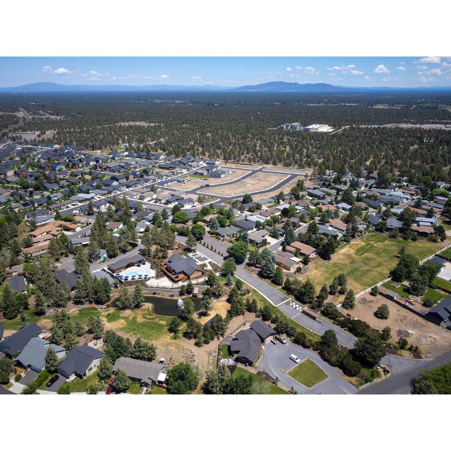 24. building at 63700 Cascade Village Drive, Bend, OR 97701