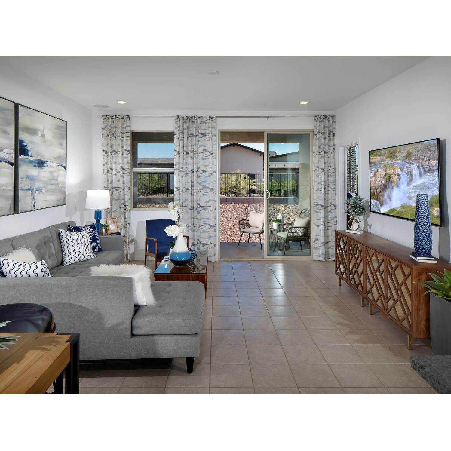 7. Villas at The Lakes at Rancho El Dorado byggnad vid 21780 N Lynn Street, Maricopa, AZ 85138