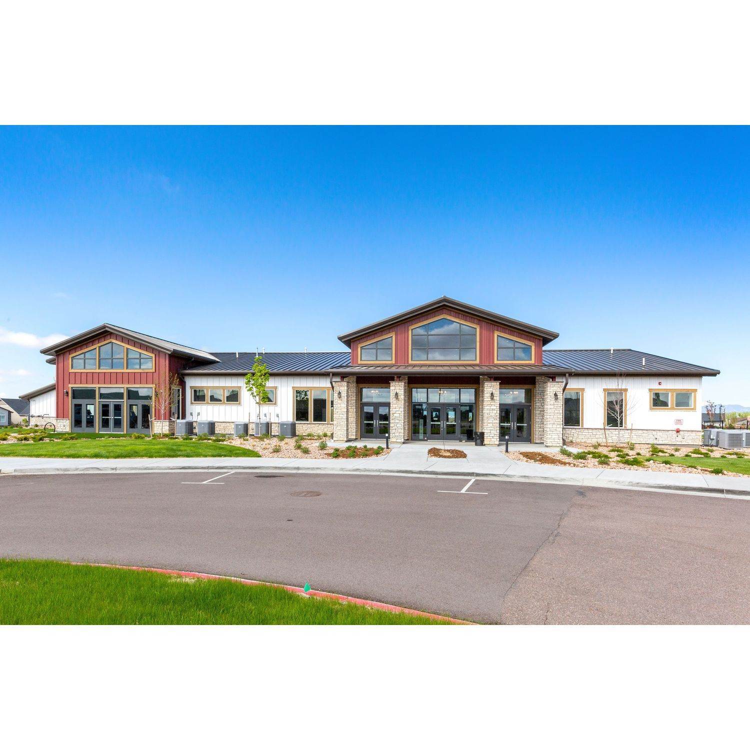 16. The Retreat in Banning Lewis Ranch edificio a 9158 Braemore Heights, Colorado Springs, CO 80927