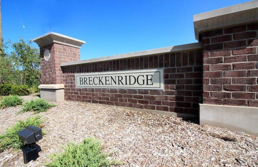 Breckenridge byggnad vid 4907 Glenora Drive, Orion Township, MI 48359
