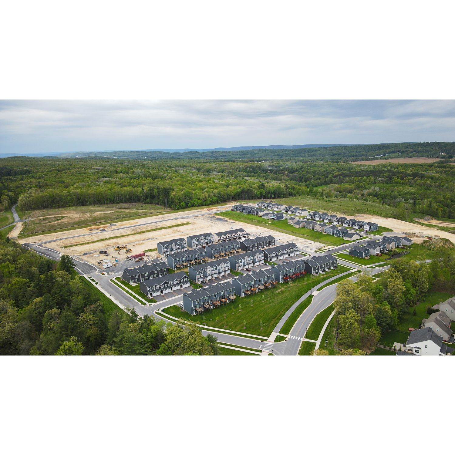 2. Grays Pointe - Townhomes building at 115 Amicus Drive, Port Matilda, PA 16870