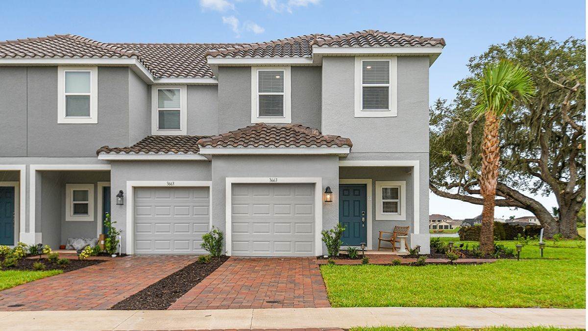 45. The Townhomes at Bellalago bâtiment à 3667 Circle Hook Street, Kissimmee, FL 34746