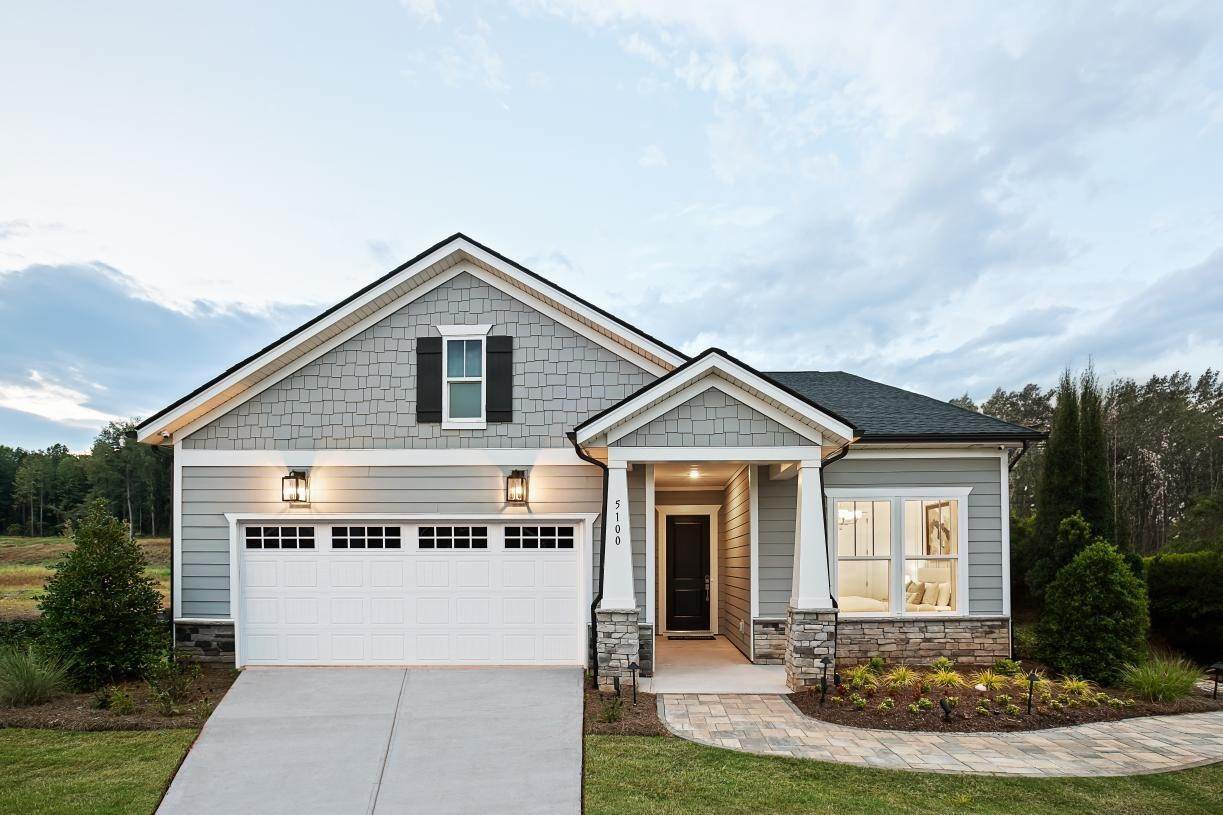 9. Regency at Holly Springs - Journey Collection bâtiment à 205 Regency Ridge Rd, Holly Springs, NC 27540