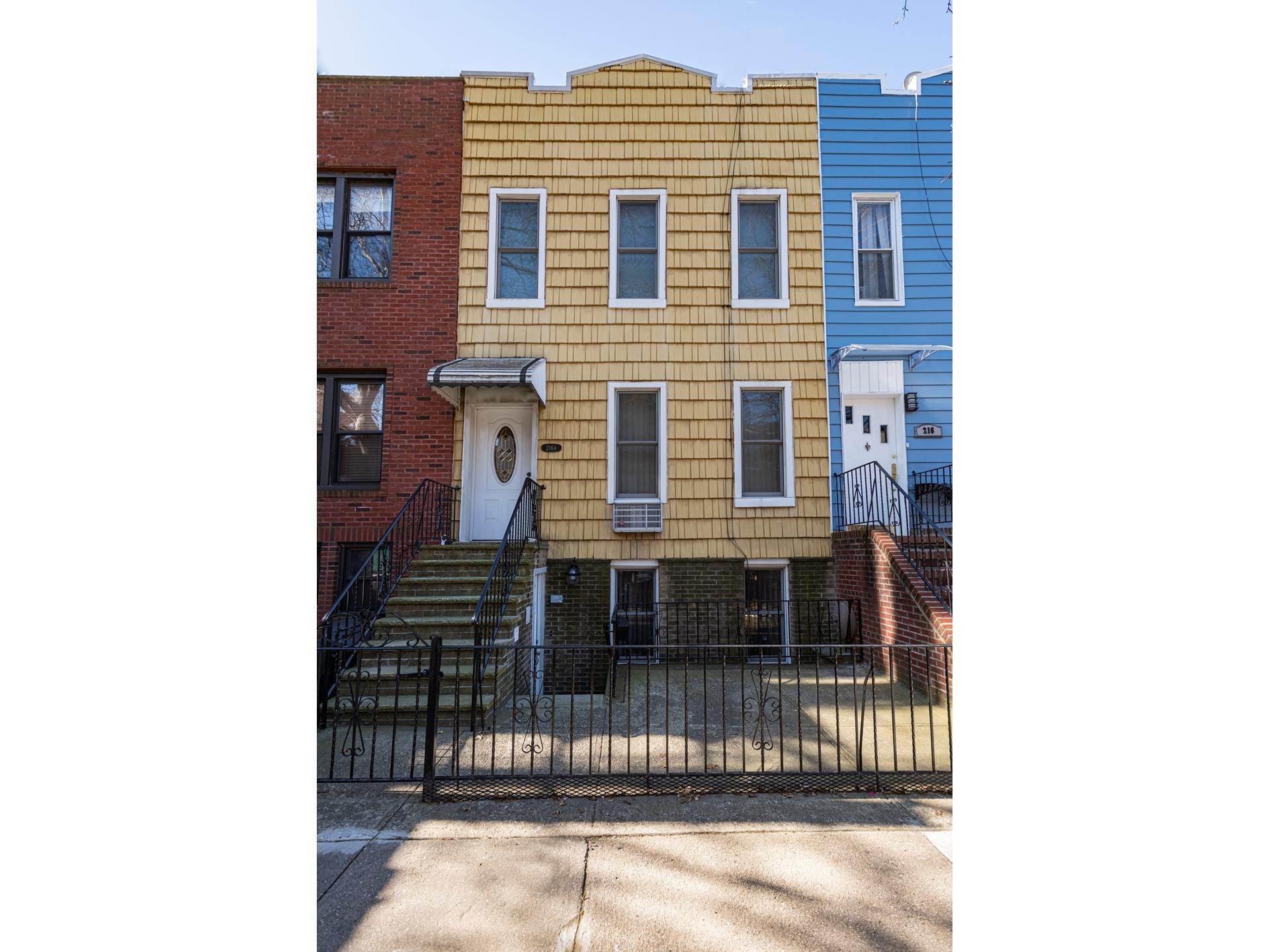 联栋屋 为 销售 在 Greenwood Heights, 布鲁克林, NY 11232