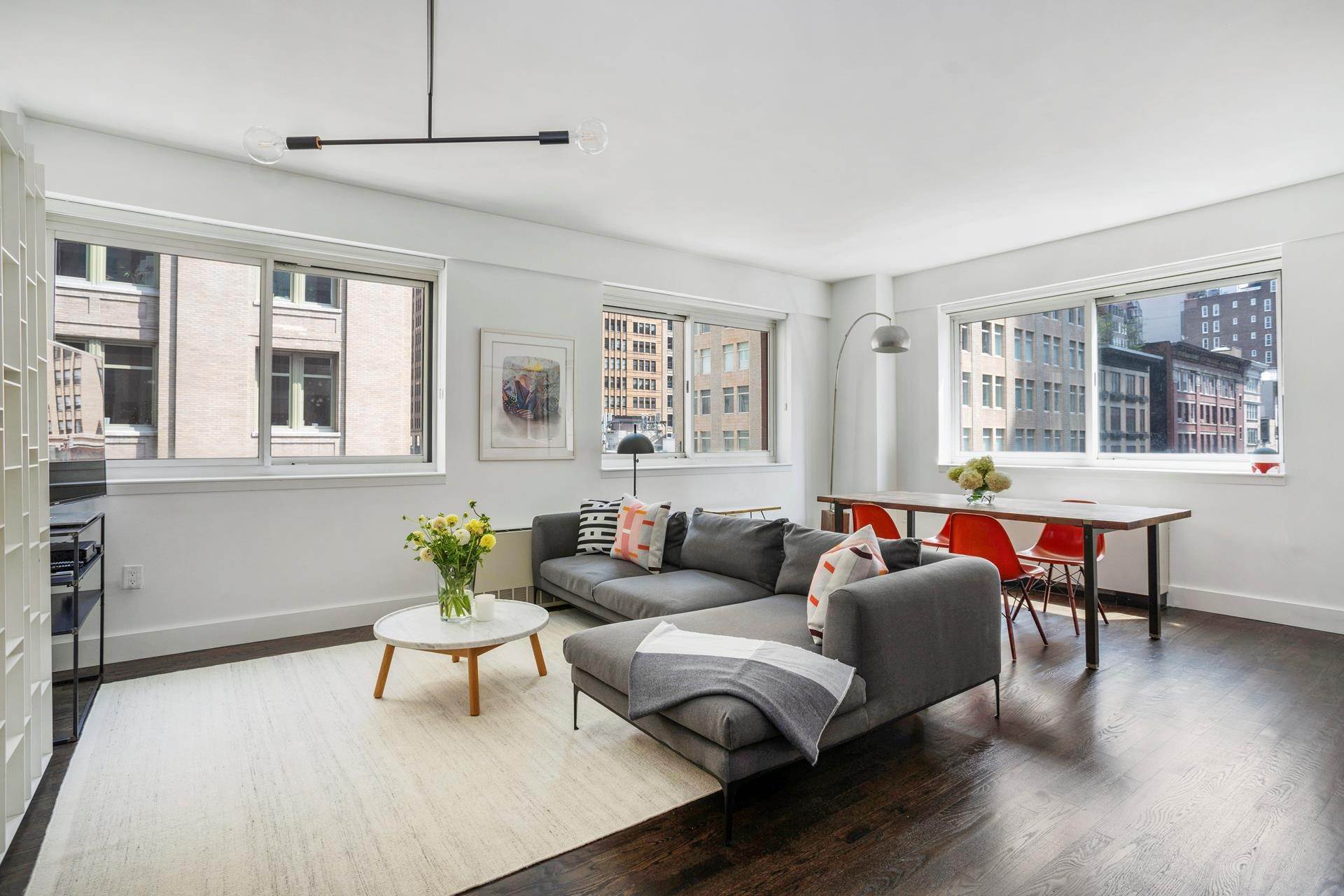 Condominium voor Verkoop op Chelsea, Manhattan, NY 10011
