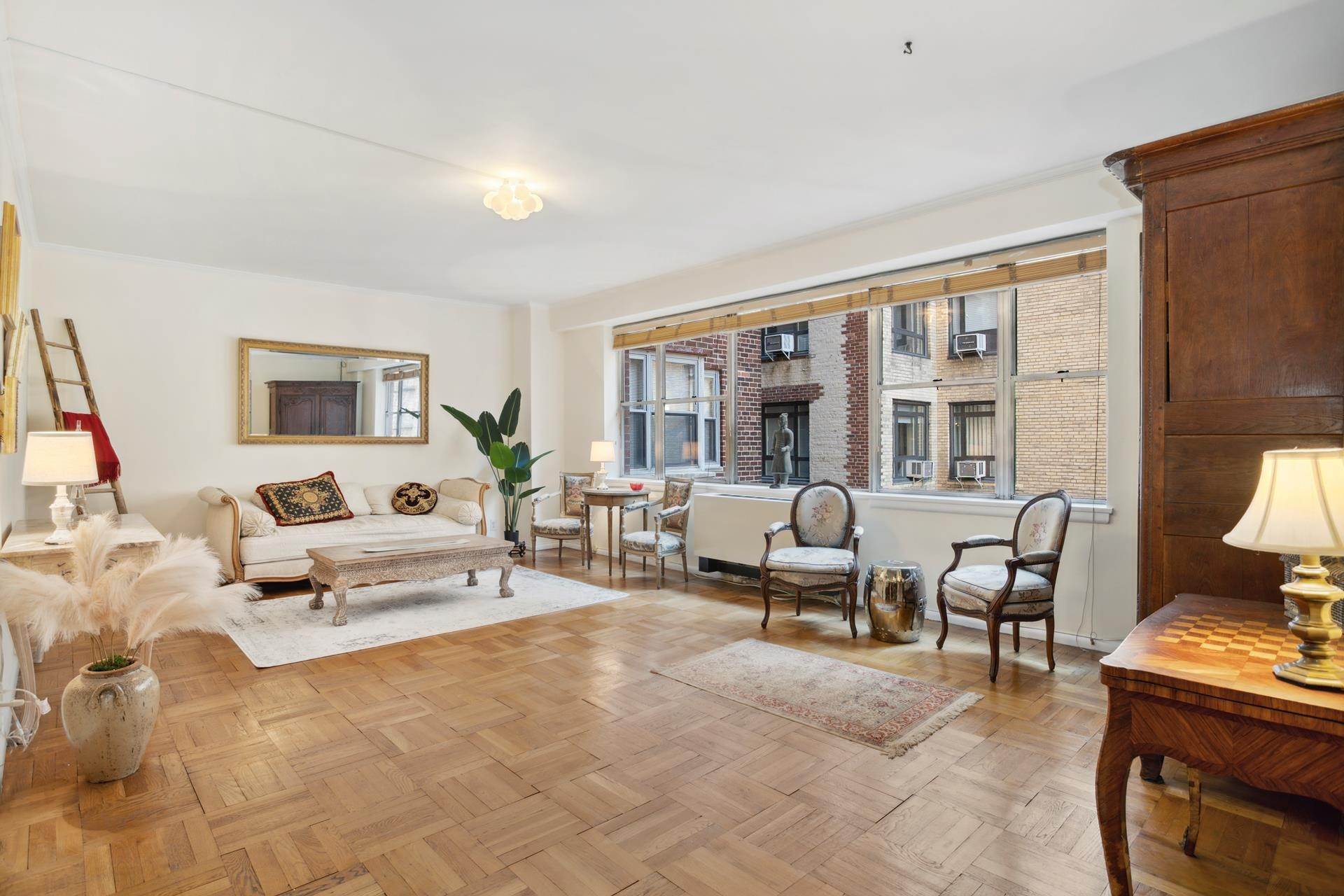 Cooperative for Sale at Beekman, Manhattan, NY 10022