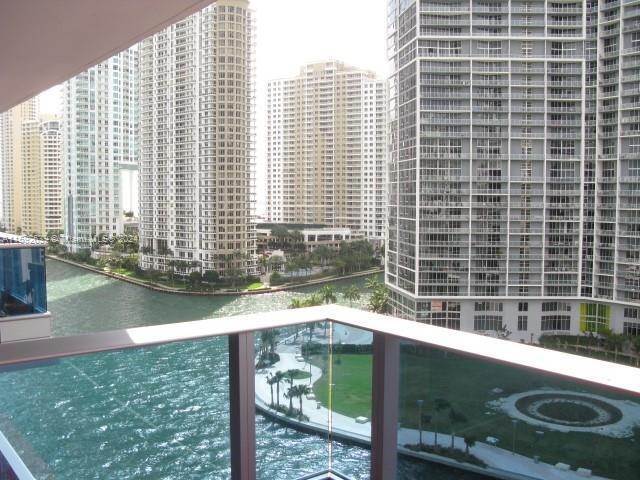 Condomínio para Venda às Downtown Miami, Miami, FL 33131
