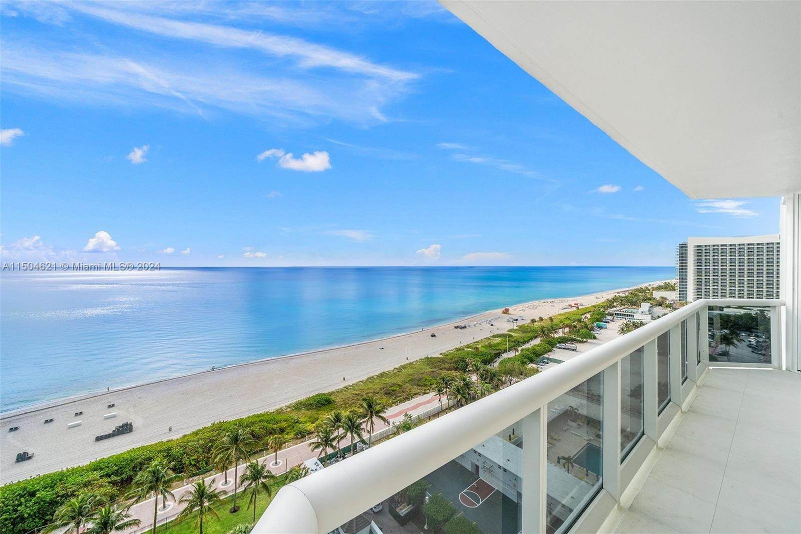 Condominium voor Verkoop op Millionaires Row, Miami Beach, FL 33140