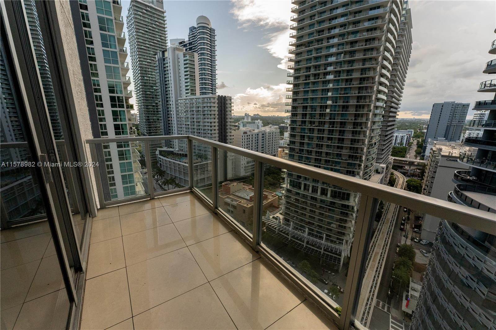 Condominium voor Verkoop op Brickell, Miami, FL 33131