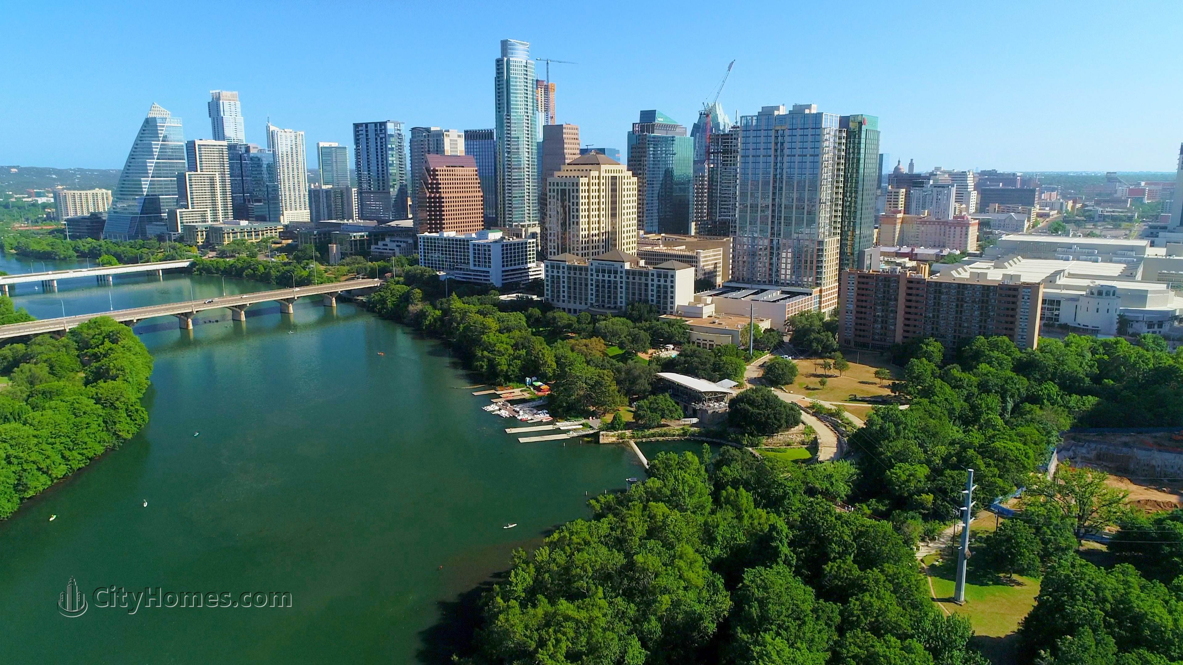 4. Four Seasons Residences xây dựng tại 98 San Jacinto Blvd, Downtown Austin, Austin, TX 78701
