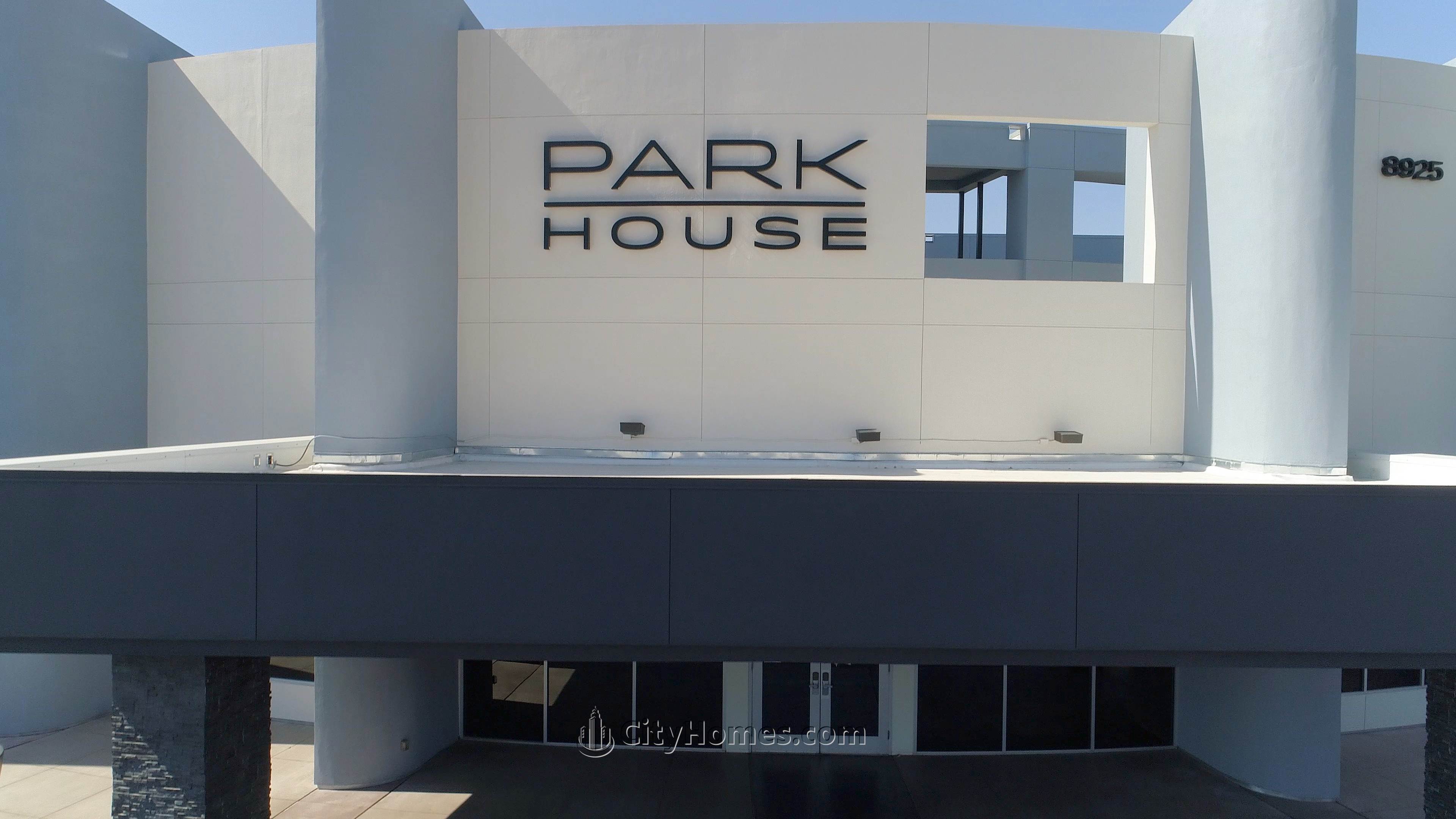 Park House building at 8925 W Flamingo Rd, Las Vegas, NV 89147