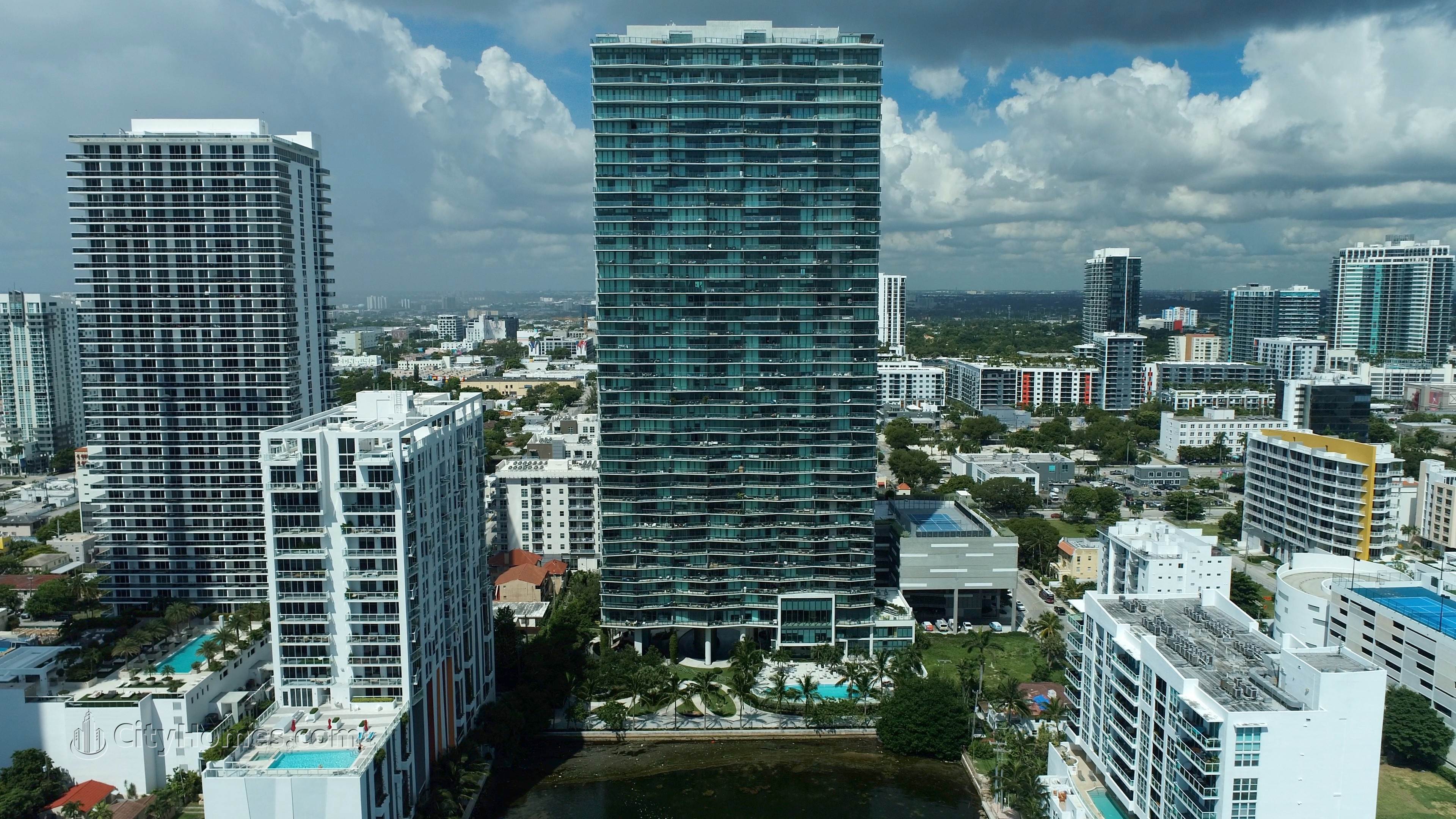 ICON Bay gebouw op 460 NE 28th Street, Edgewater, Miami, FL 33137